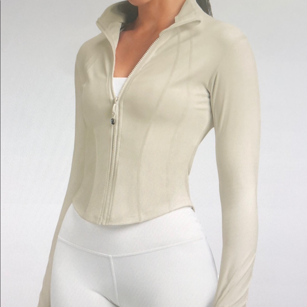 Cropped Jacket 240403 - image 1